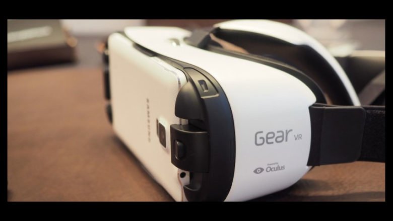 Oculus Gear VR Gets New Social Games and Facebook Sharing
