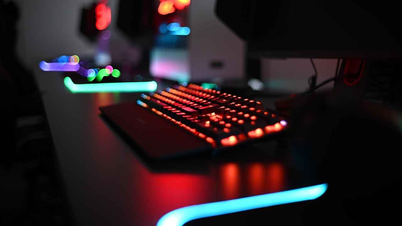 eSports 2025: Complete Tournament Schedule, Teams, and Prize Pools